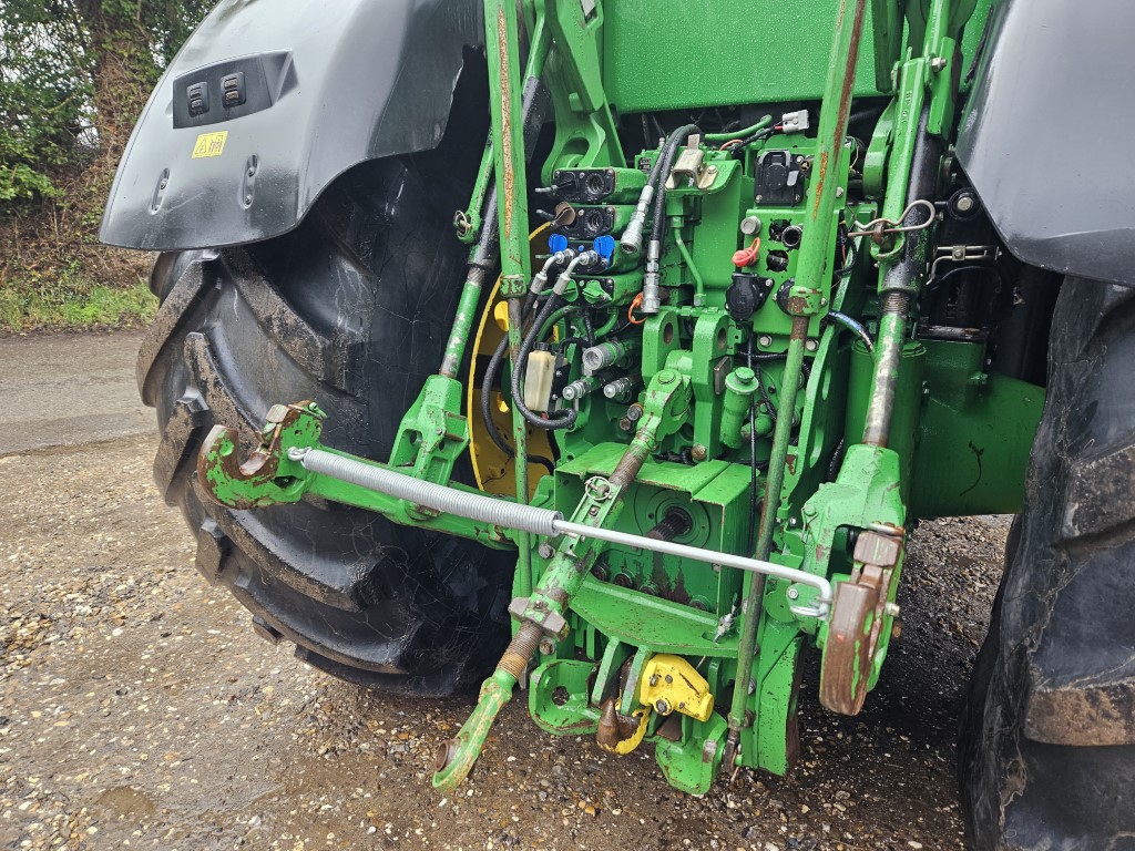 Used John Deere 7310R 4wd Tractor