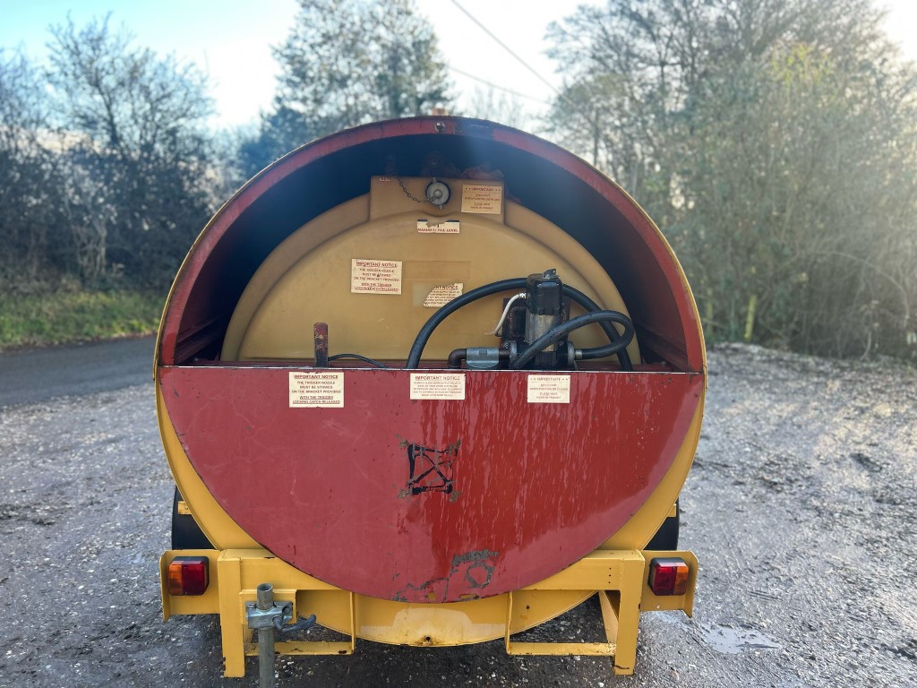 Used Trailer Engineering 2000L Fuel Bowser