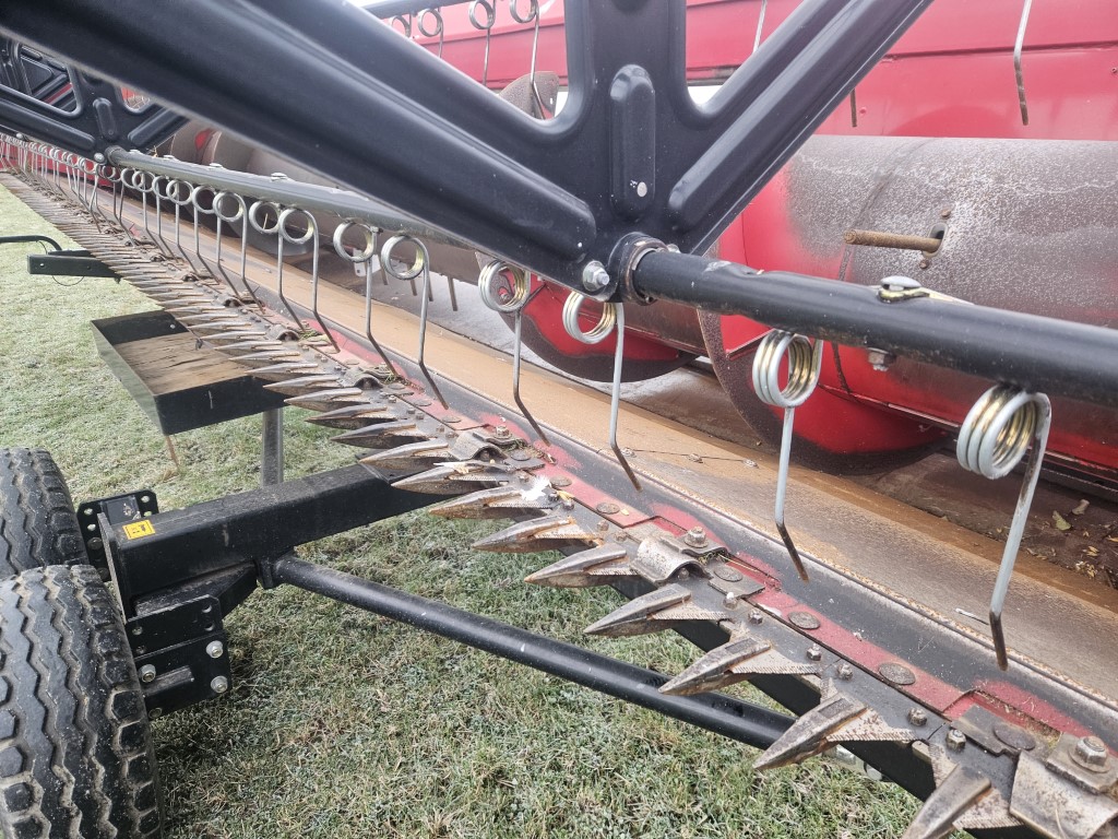 Used Case 9010 Combine Harvester