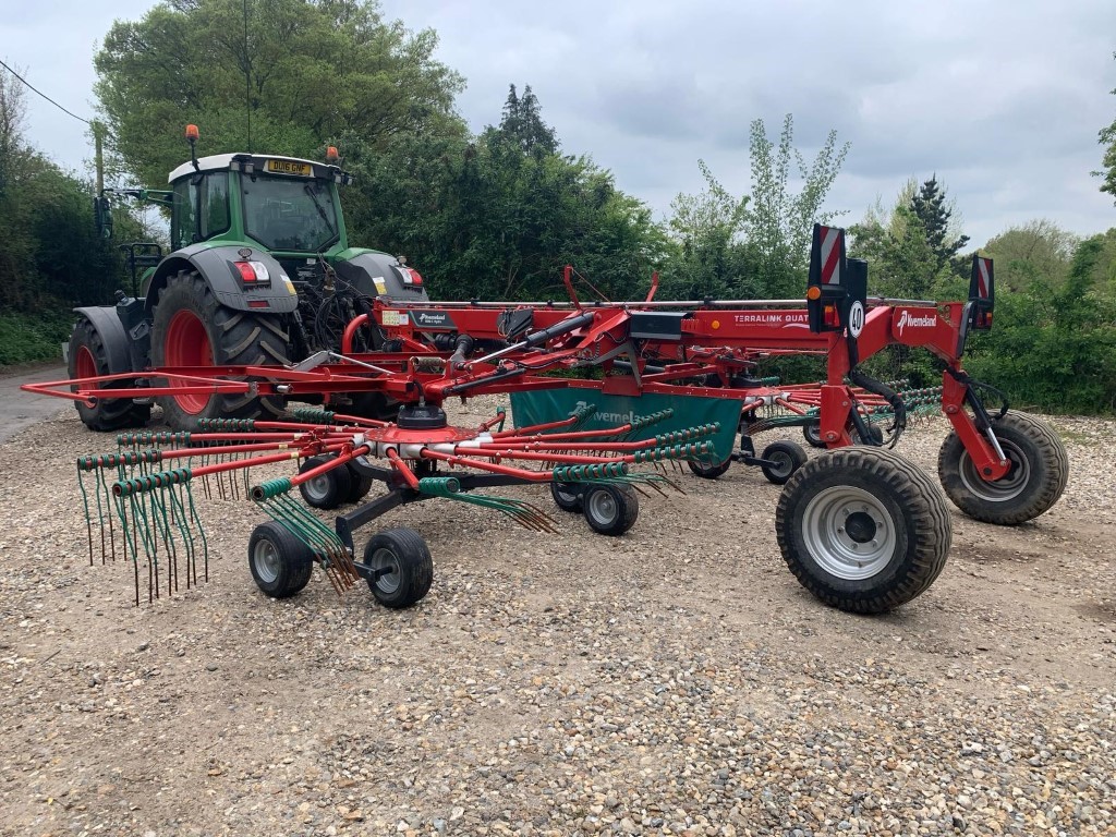 Used Lely Hibiscus 725 Hay Rake