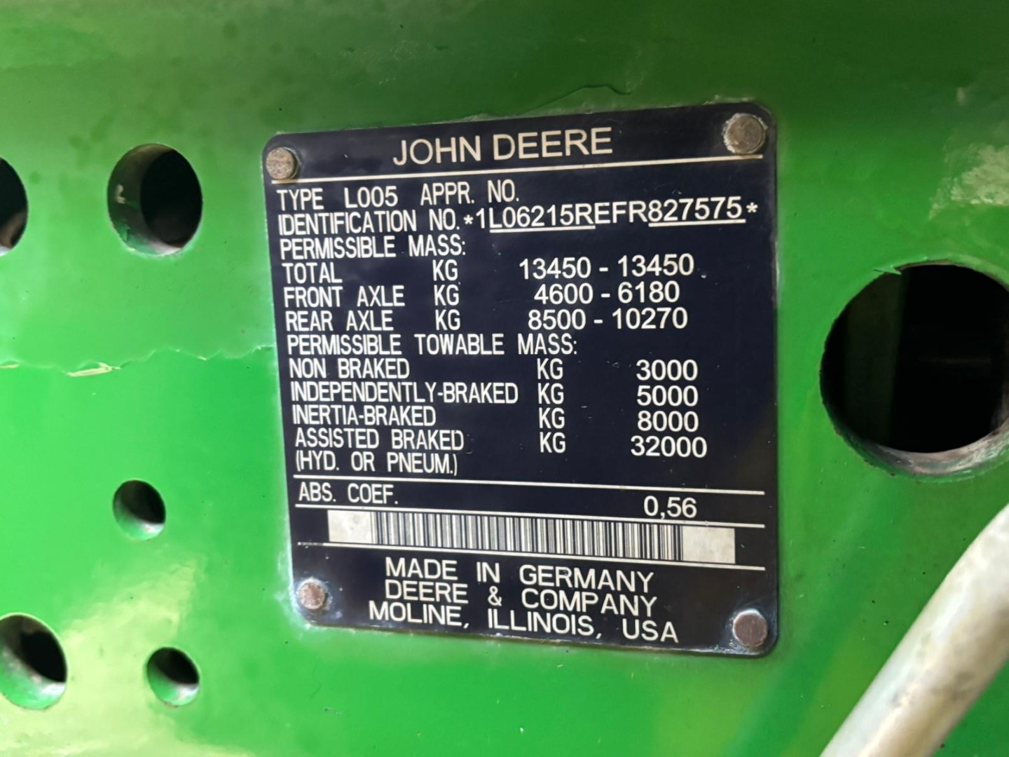 Used John Deere 6215R 4wd Tractor
