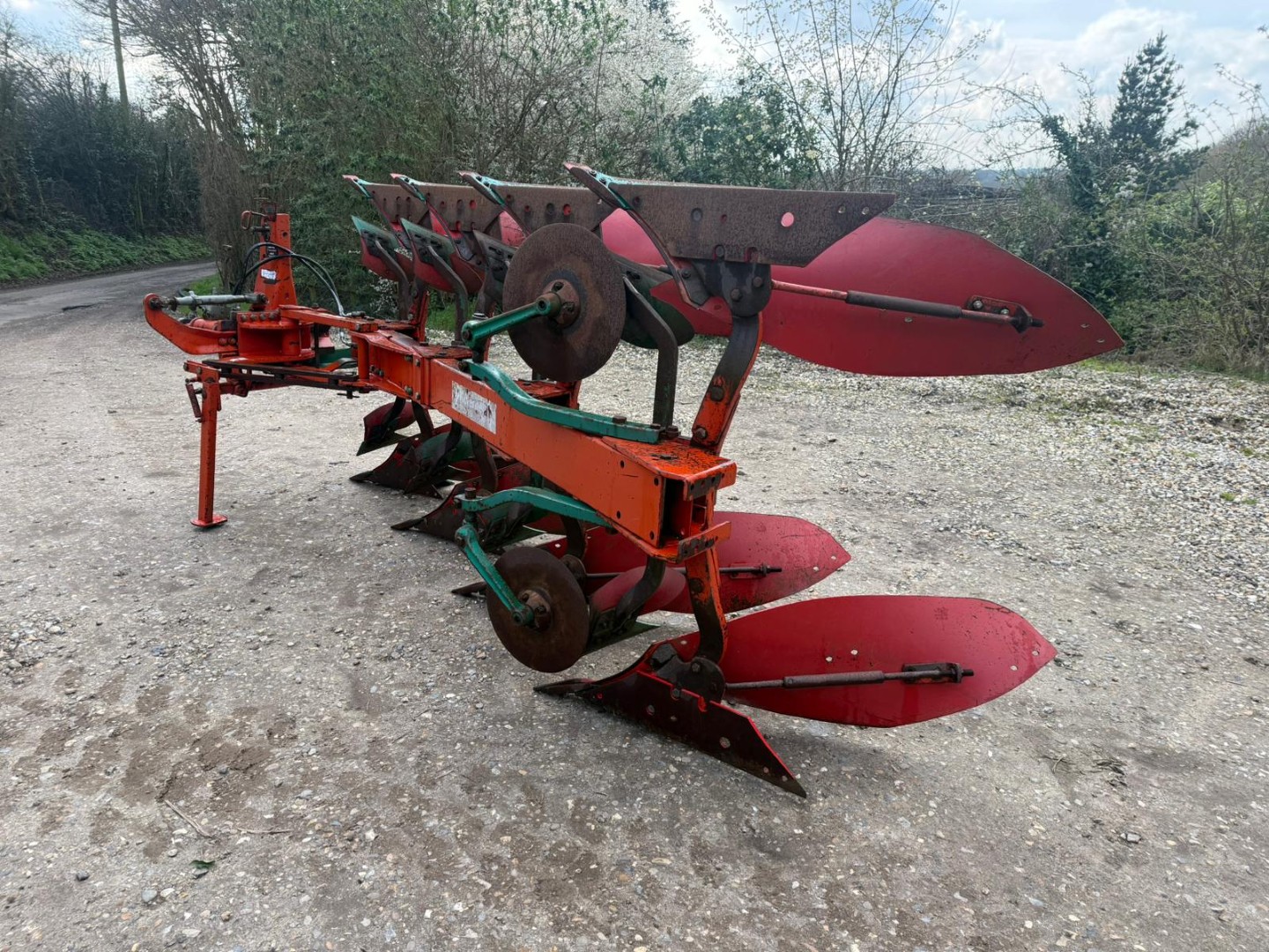 Used Kverneland LD85-160-8-HD Plough