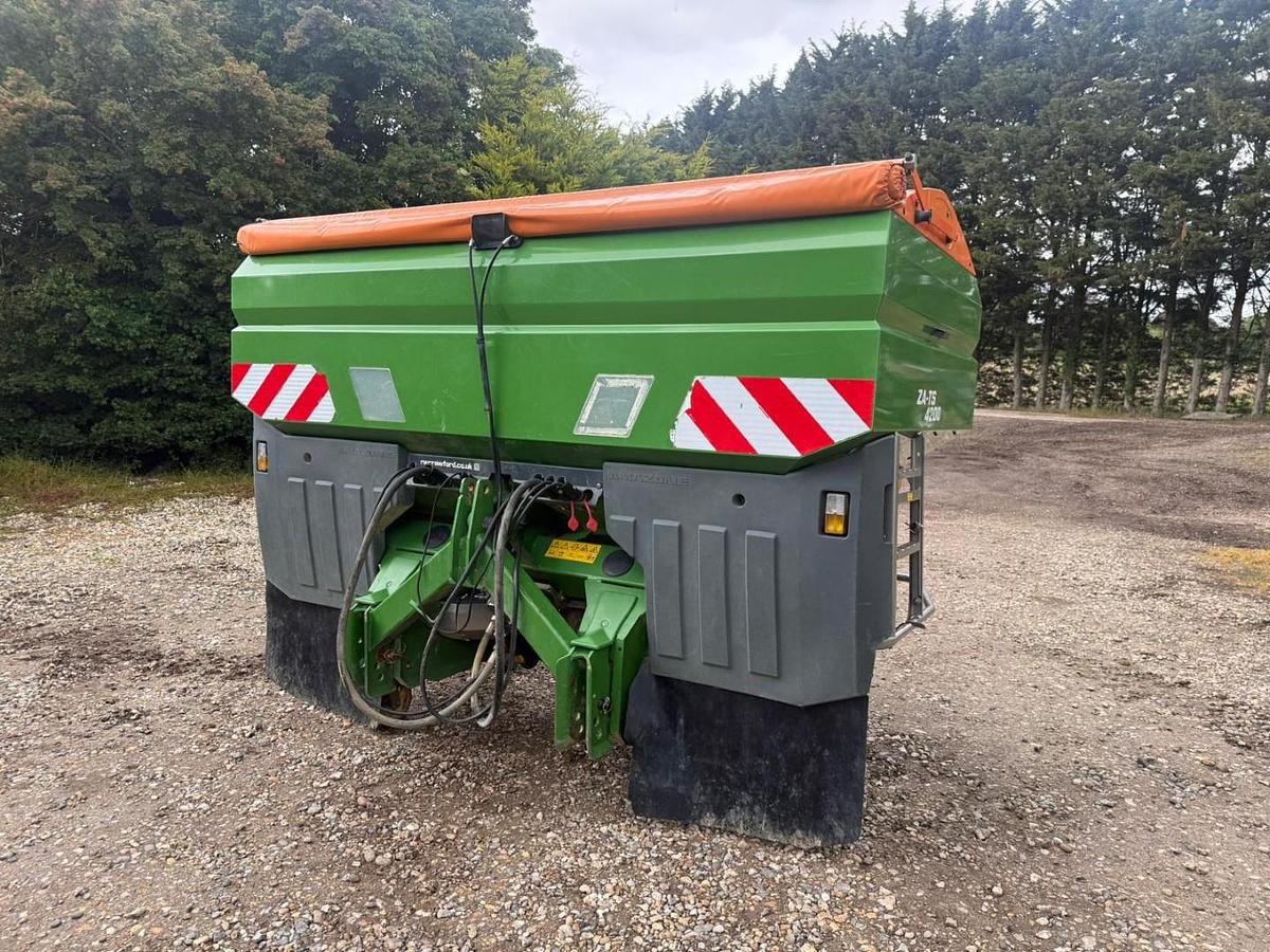 Used Amazone ZA-TS 4200 Profis Hydro Fertiliser Spreader