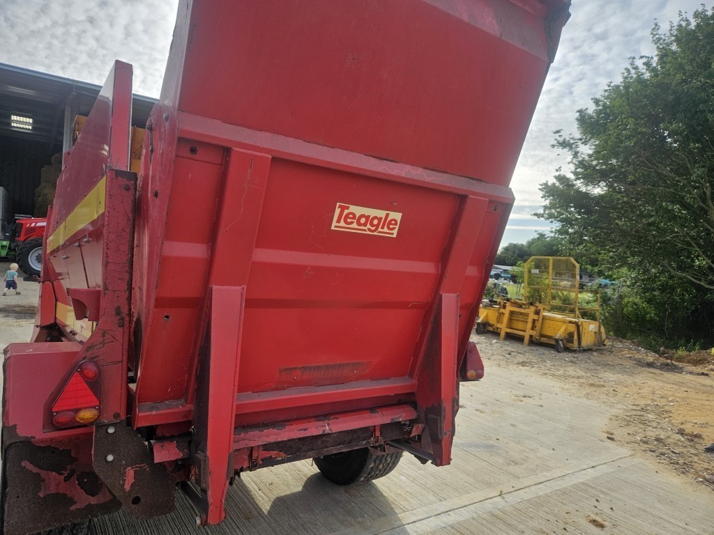Used Teagle Tomahawk 1010 Bale Shredder