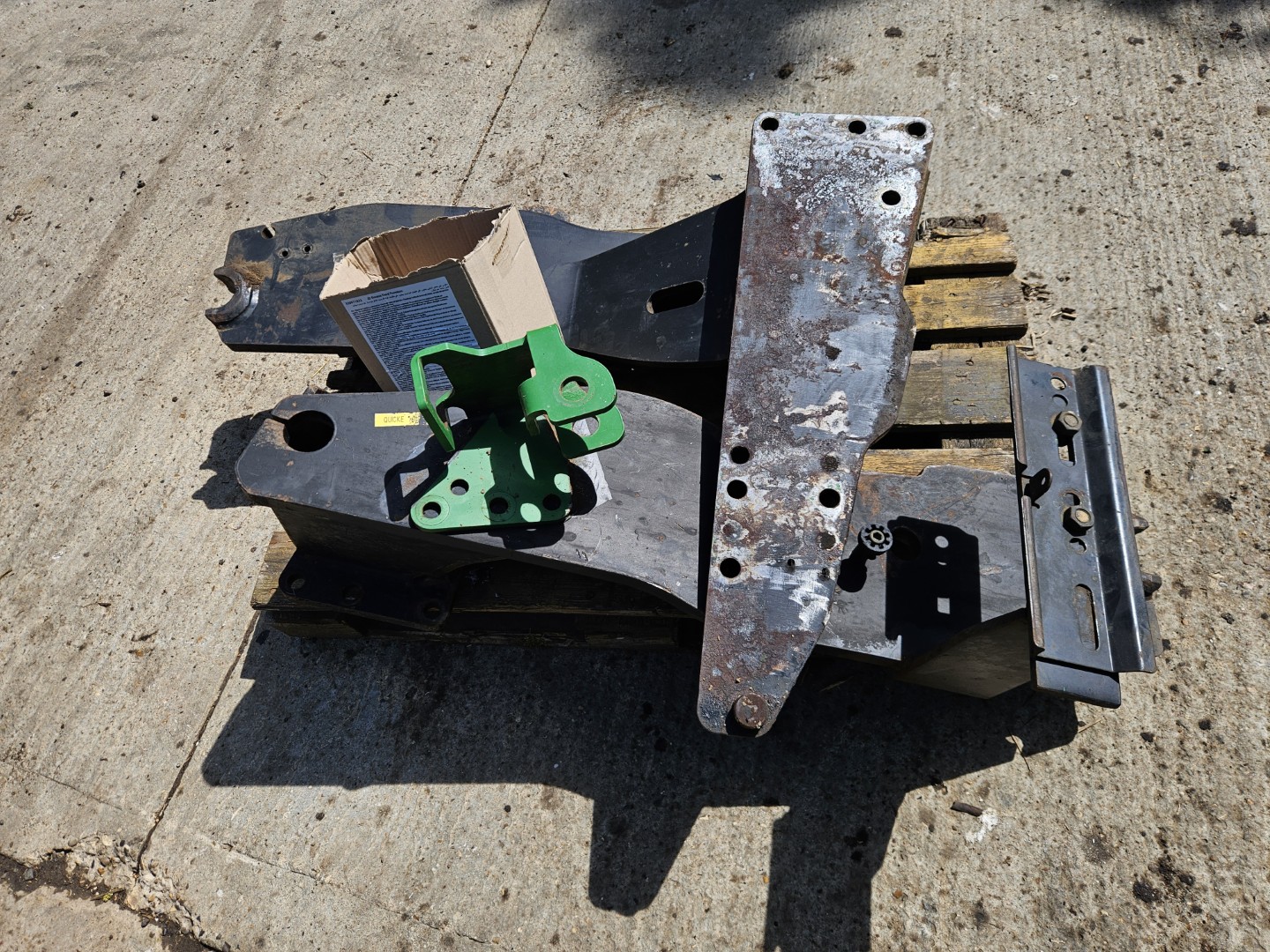 Used Quicke Tractor Loader Brackets