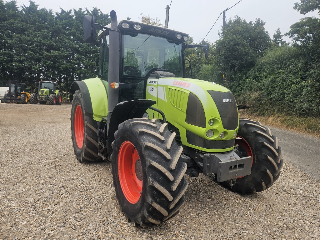 Used Claas Arion 620 4wd Tractor