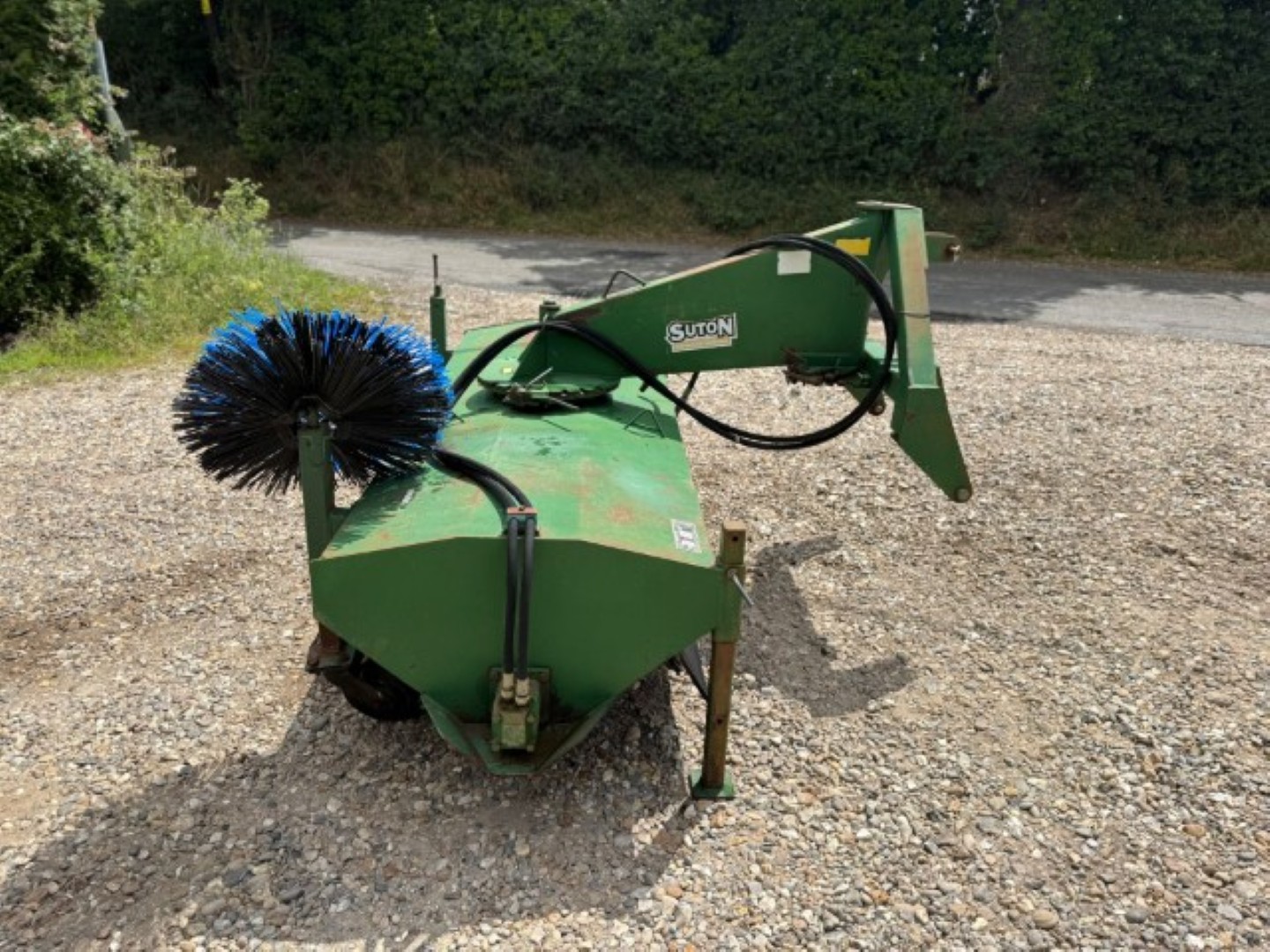 Used Suton CH230 Brush