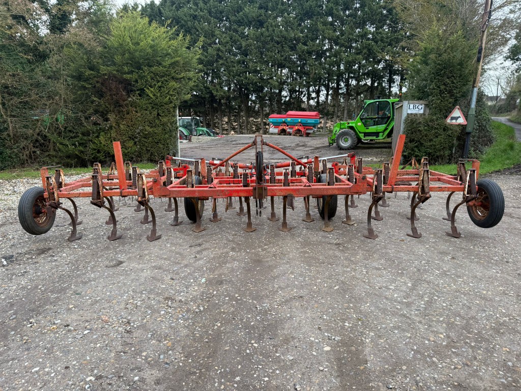 Used Wil-Rich 9FCW-3PT Springtine Cultivator