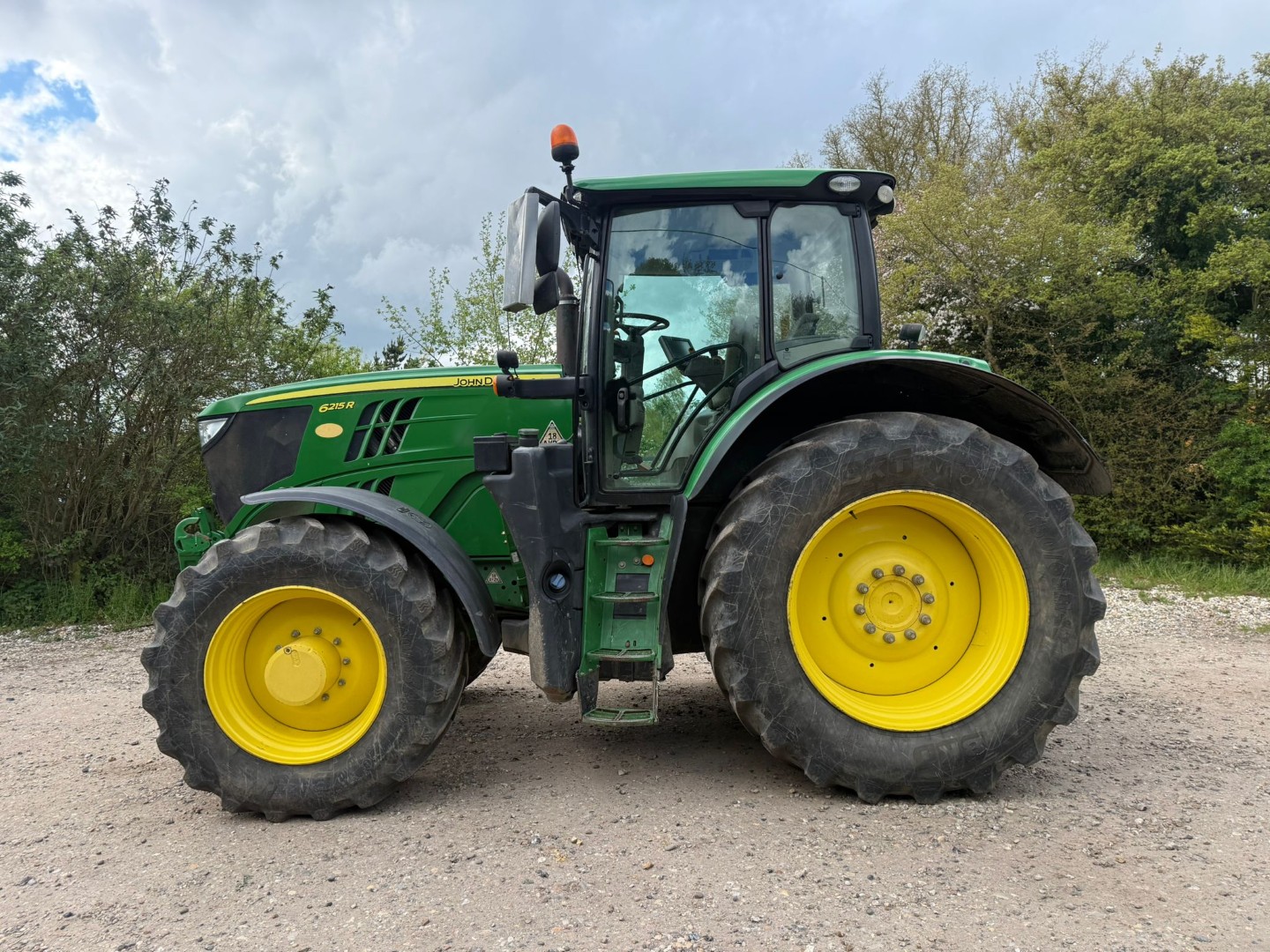 Used John Deere 6215R 4wd Tractor