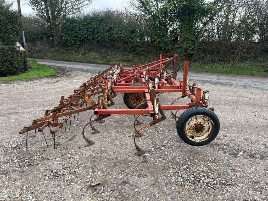 Used Wil-Rich 9FCW-3PT Springtine Cultivator