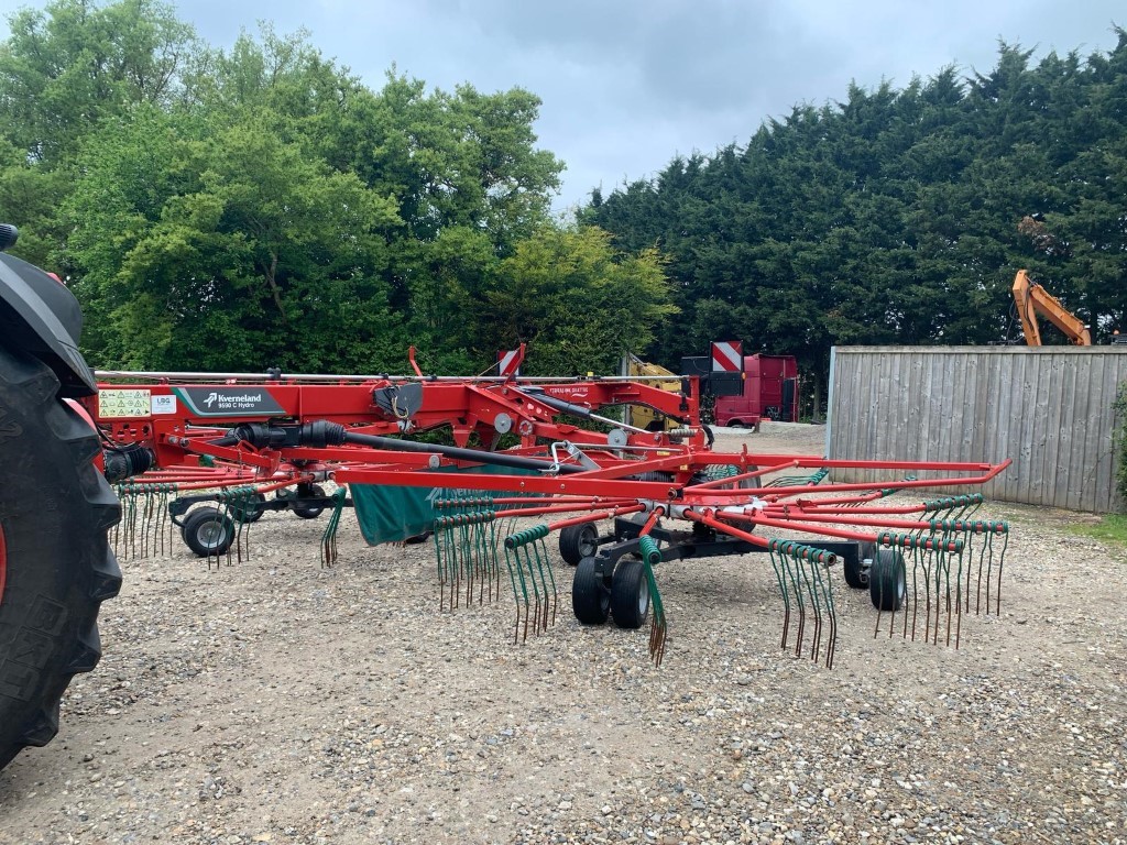 Used Kverneland 9590 C Hydro Rake