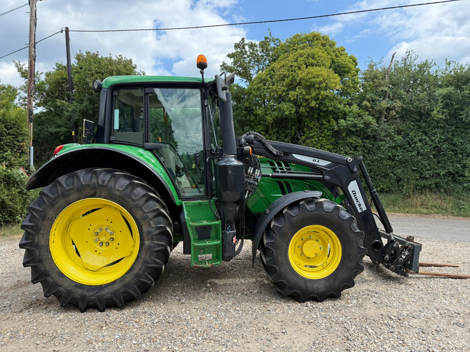 Used John Deere 6120M 4wd Tractor