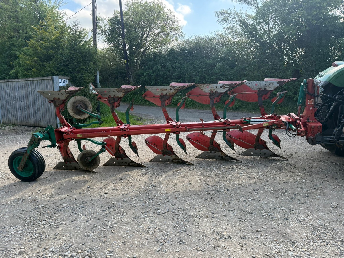 Used Kverneland LS95-200-9 Plough