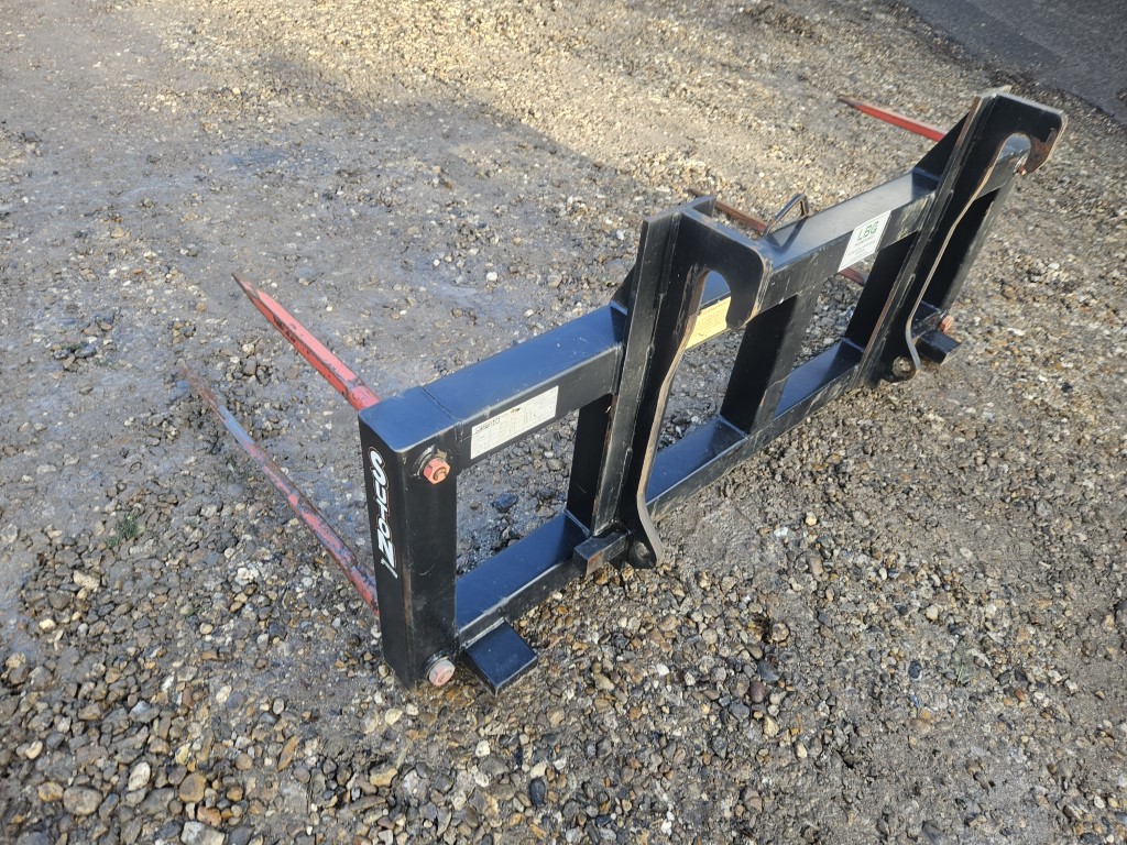Used Suton Bale Spike
