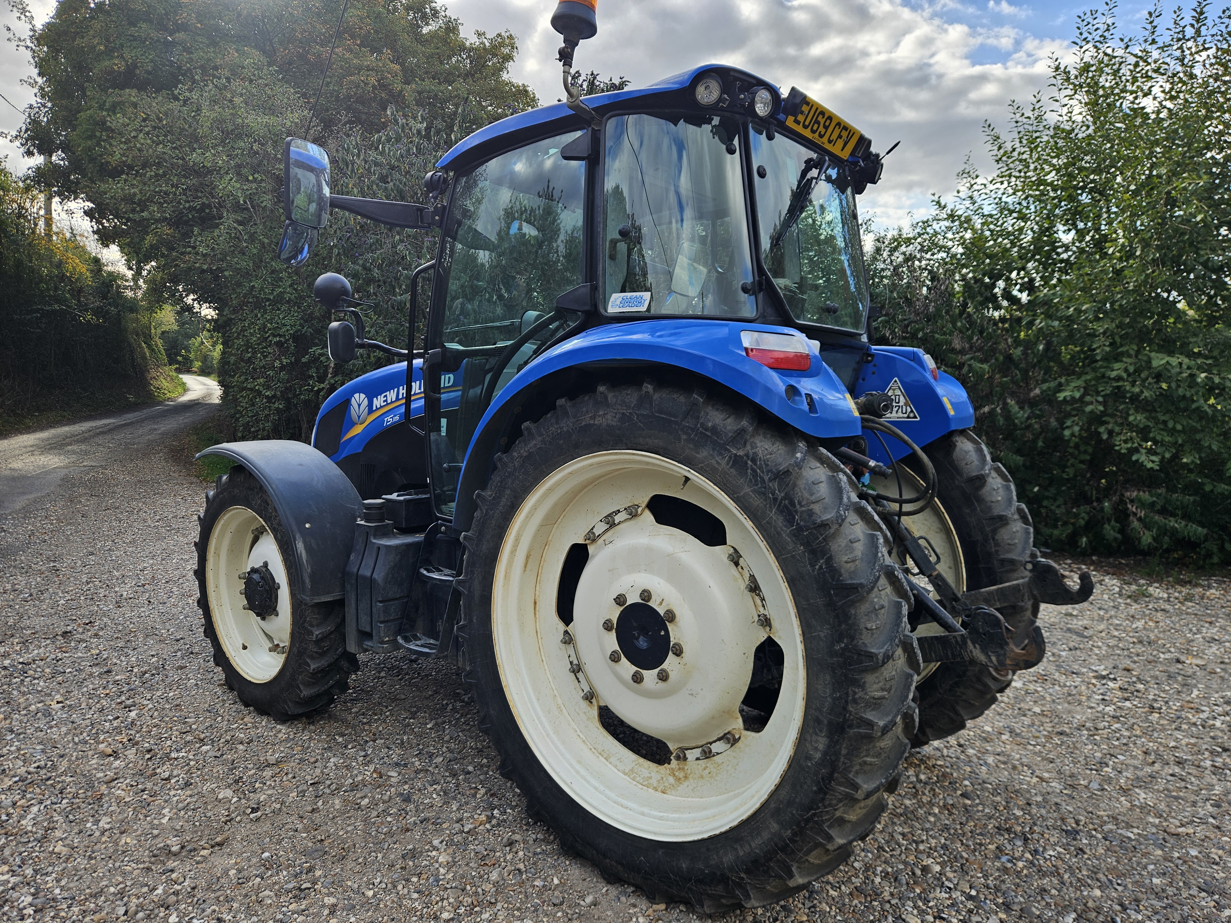 Used New Holland T5.115 4wd Tractor