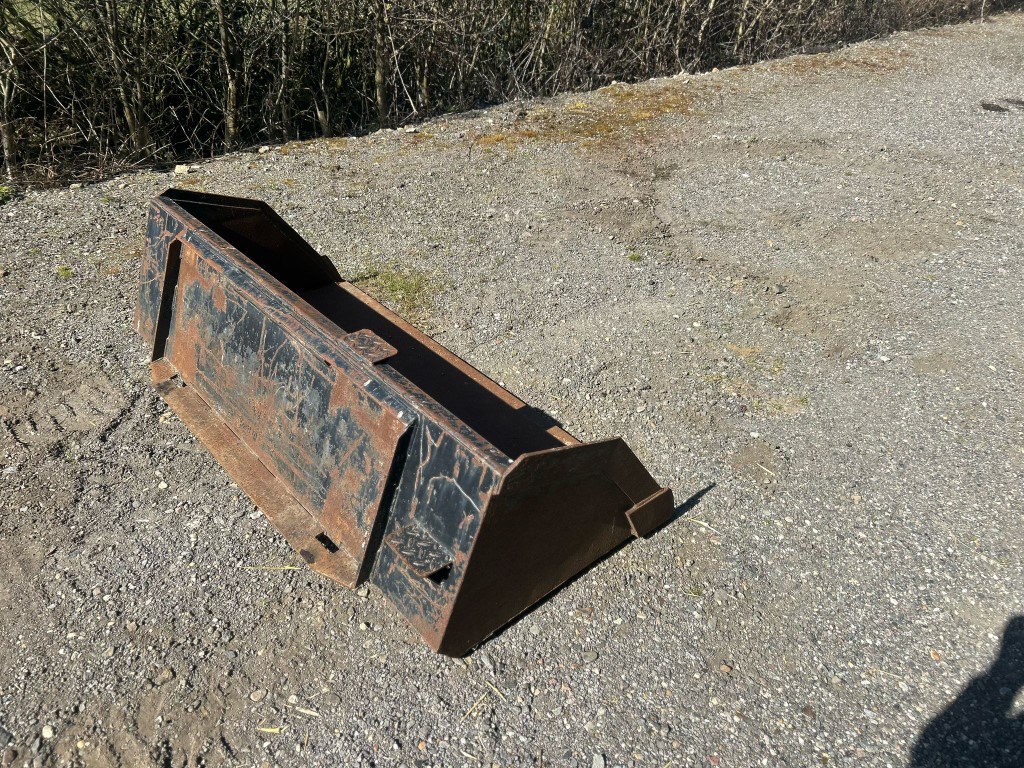 Used Bobcat Bucket
