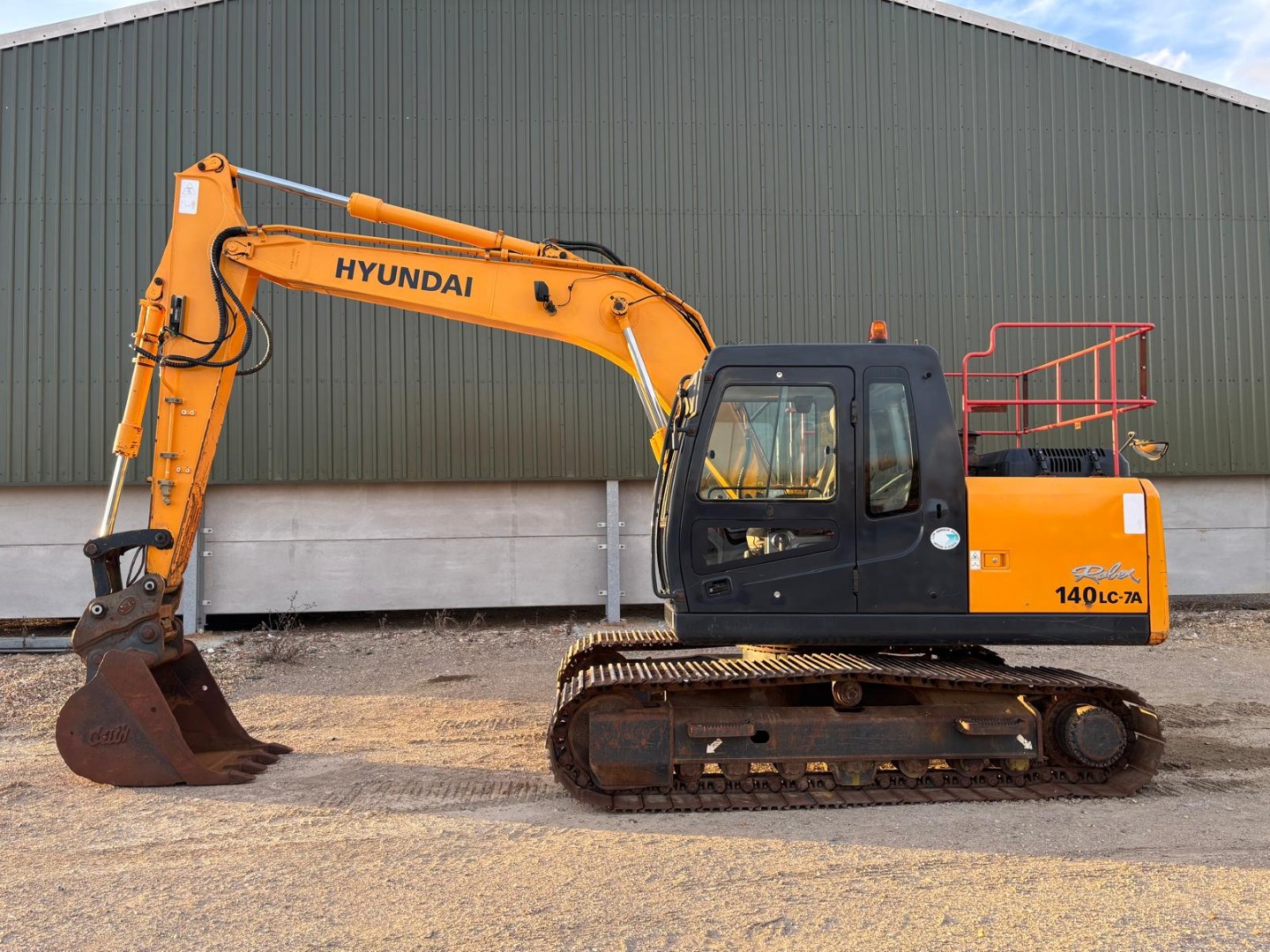 Used Hyundai Robex 140LC-7A Excavator