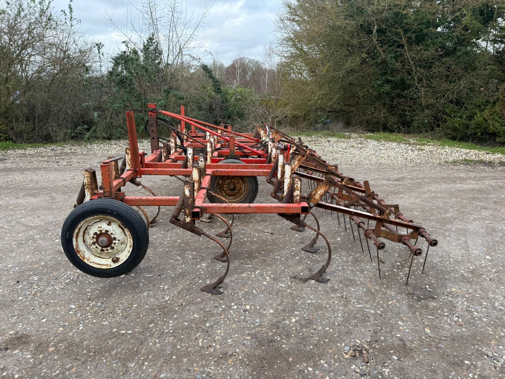 Used Wil-Rich 9FCW-3PT Springtine Cultivator