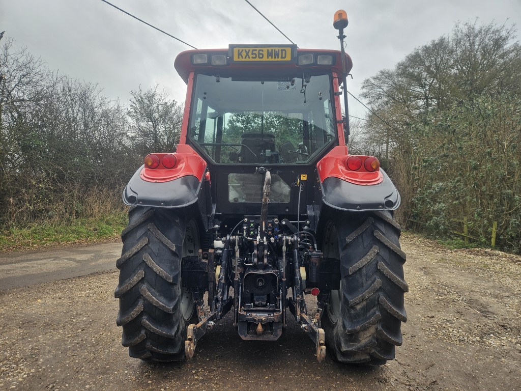 Used Valtra M120 4wd Tractor