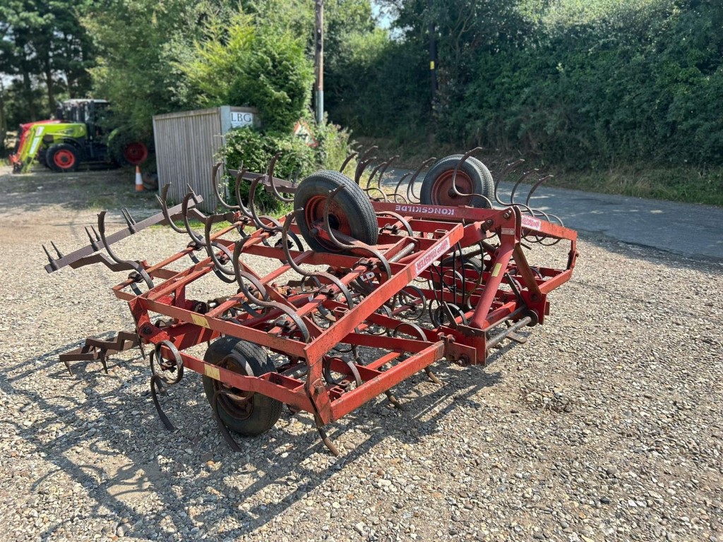Used Kongskilde Triple K Springtine Harrows