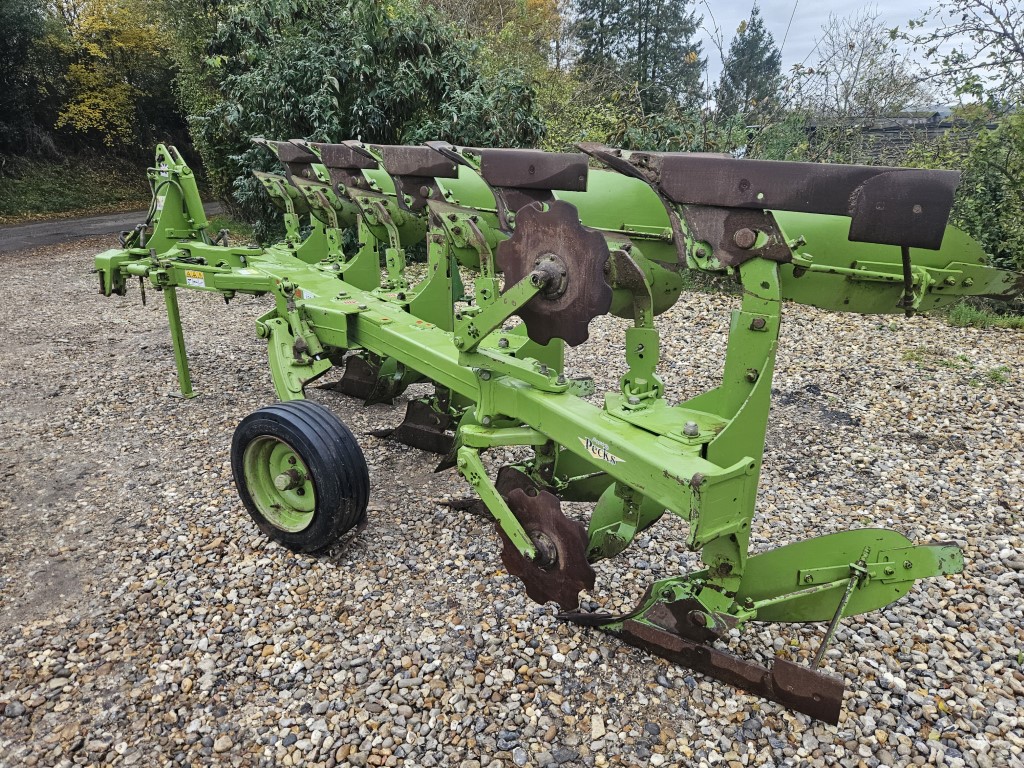 Used Dowdeswell 100MA Plough