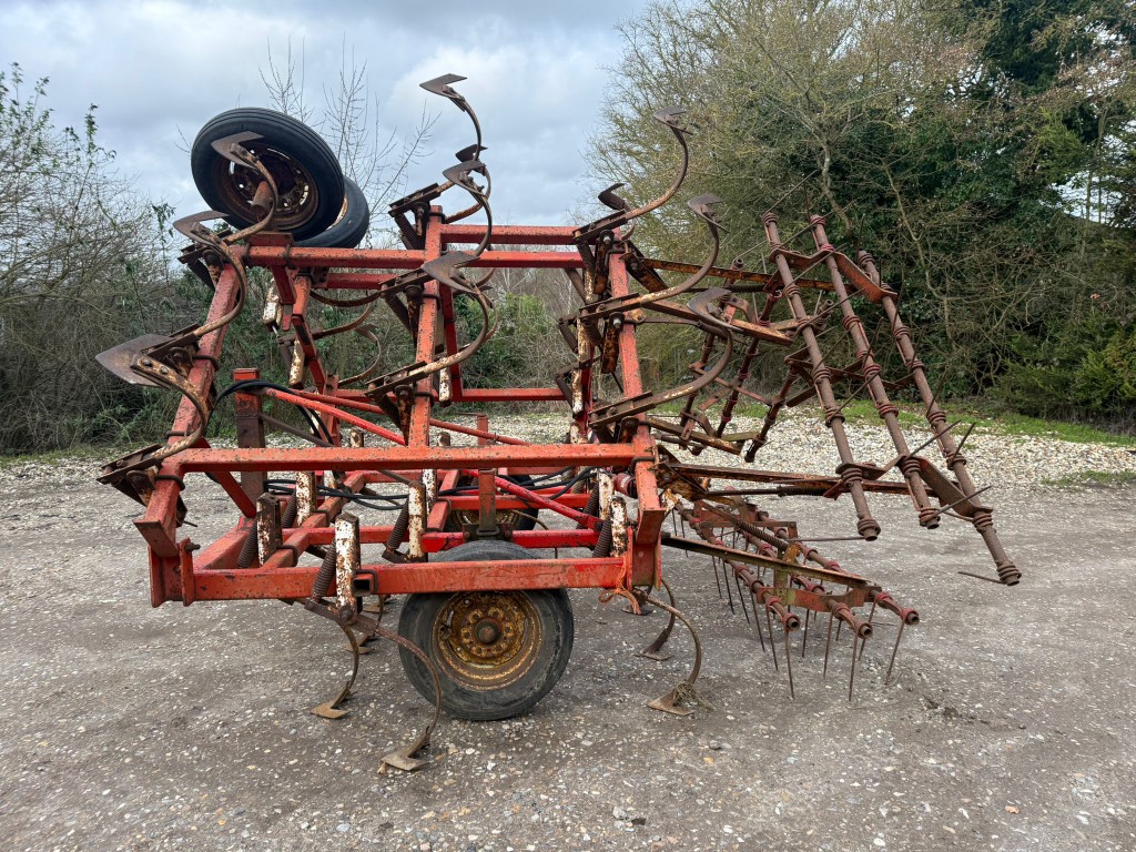 Used Wil-Rich 9FCW-3PT Springtine Cultivator