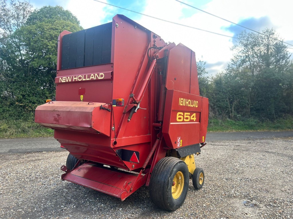 Used New Holland 654 Round Baler