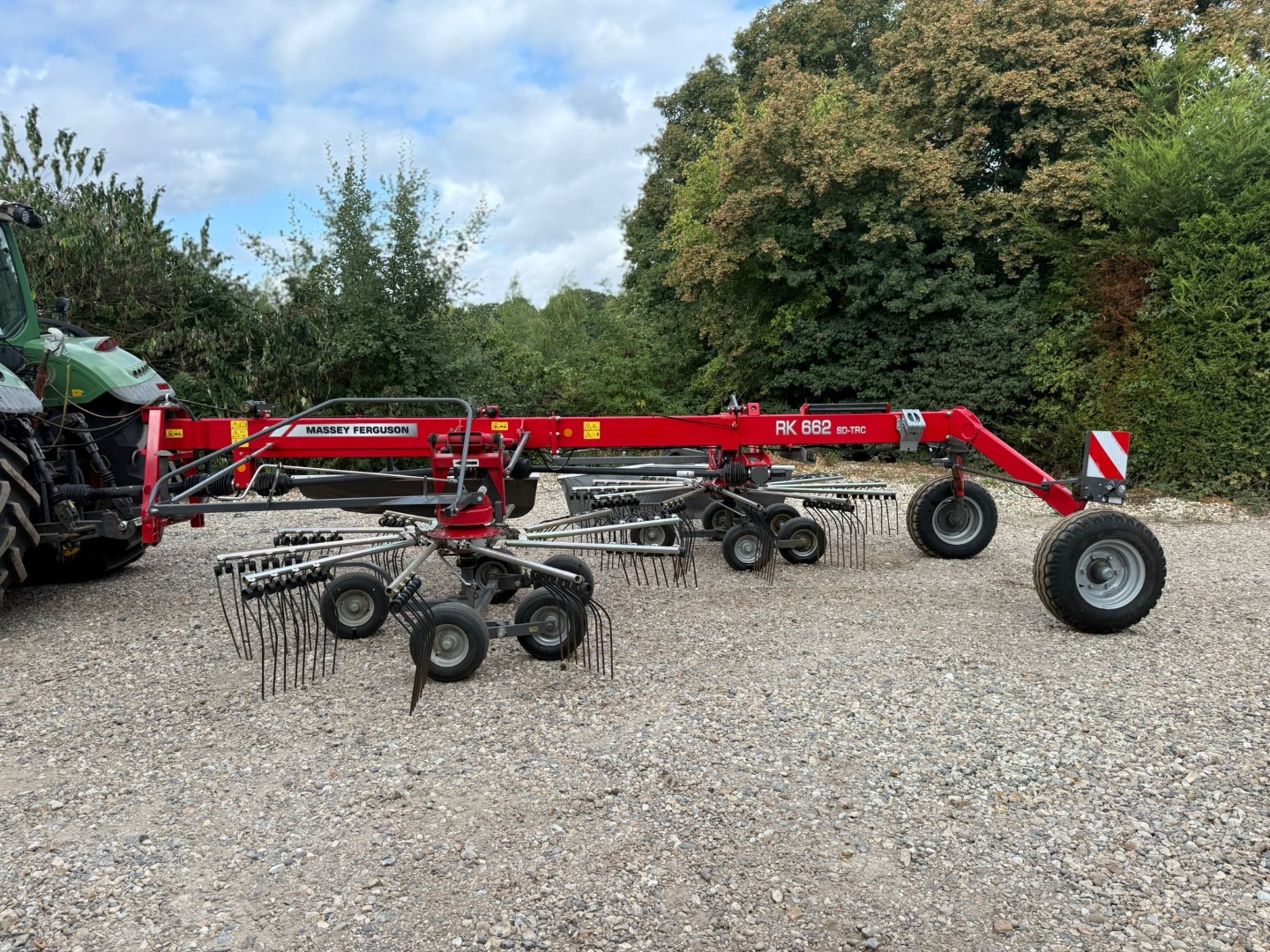 Used Massey Ferguson RK662 SD-TRC Rake