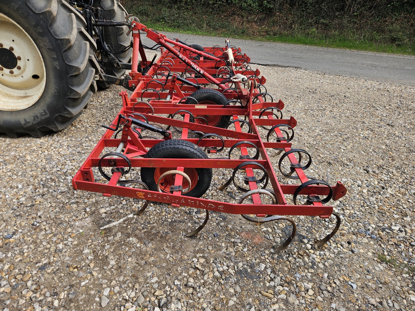 Used Kongskilde Vibromaster Triple K Springtine Harrows