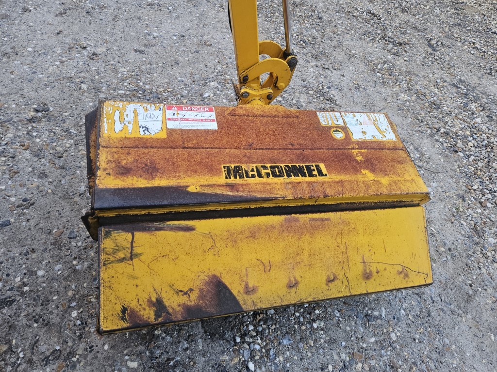 Used McConnel PA93 Hedge Cutter