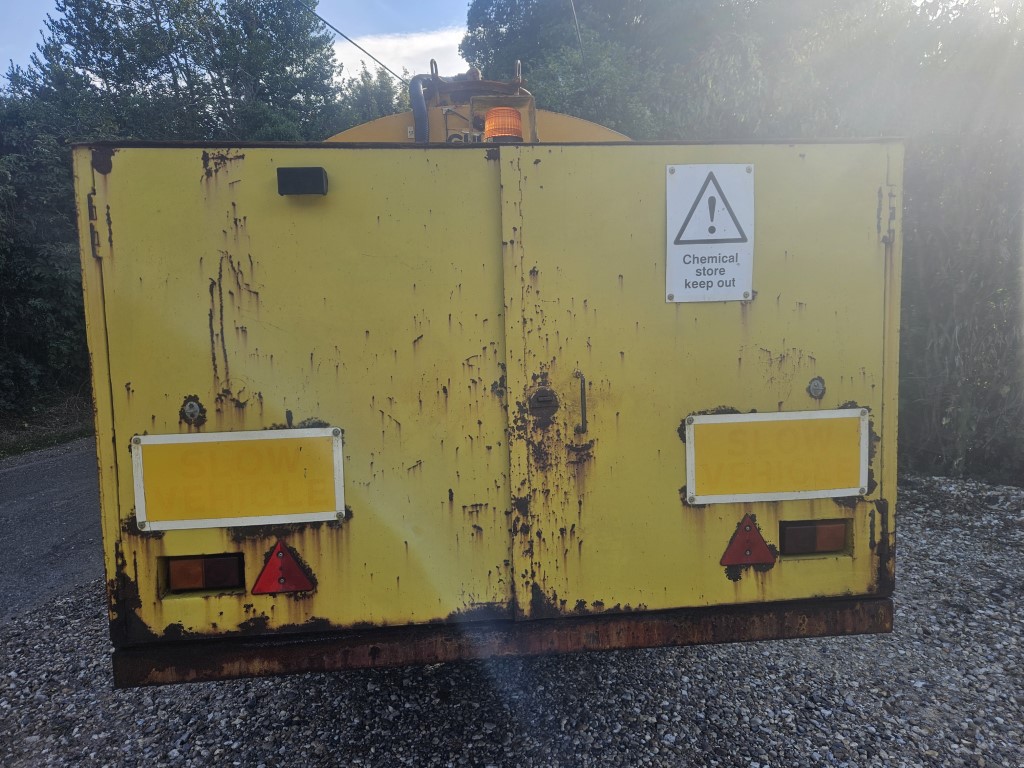 Used Gull Water Bowser