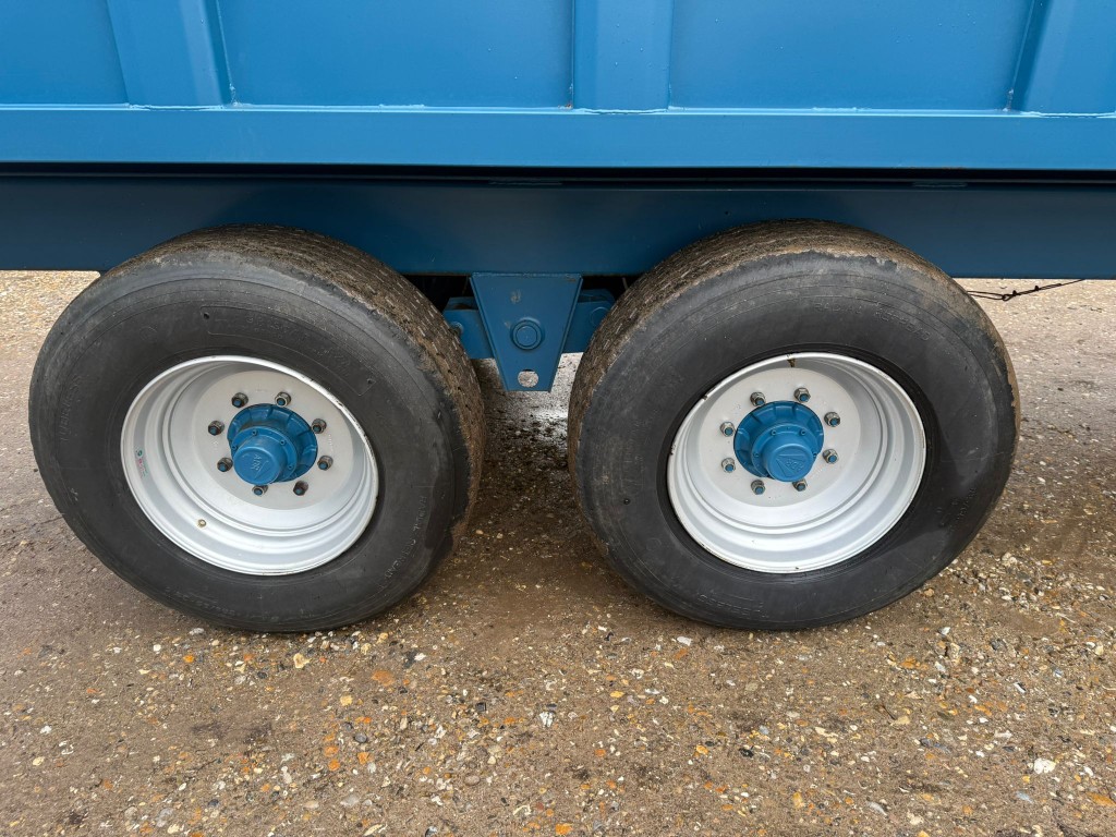 Used Warwick Trailer