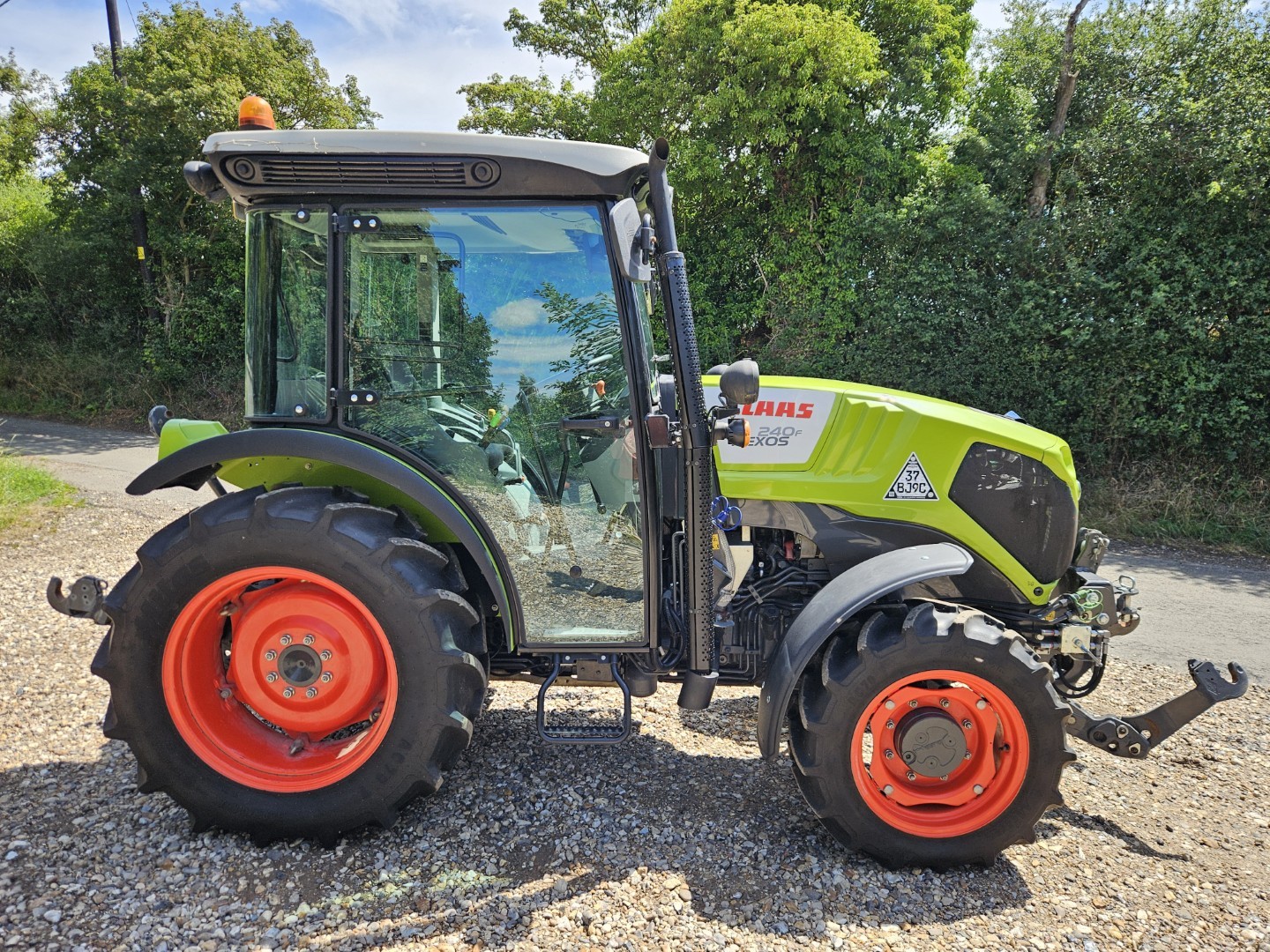 Used Claas Nexos 240F 4wd Tractor