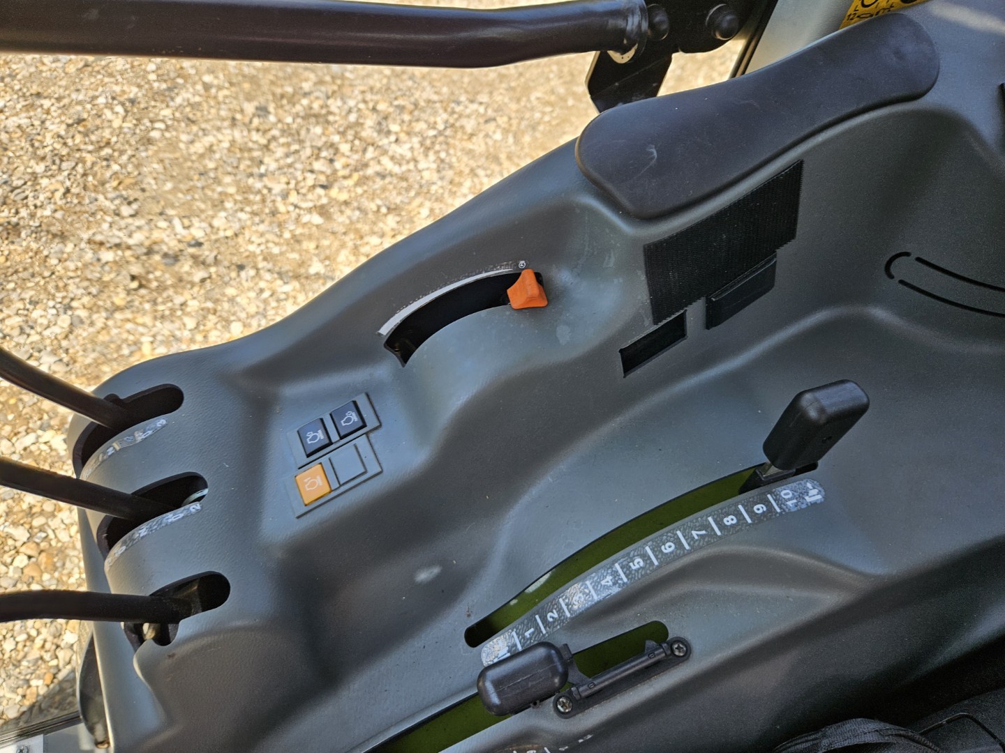 Used Claas Nexos 240F 4wd Tractor