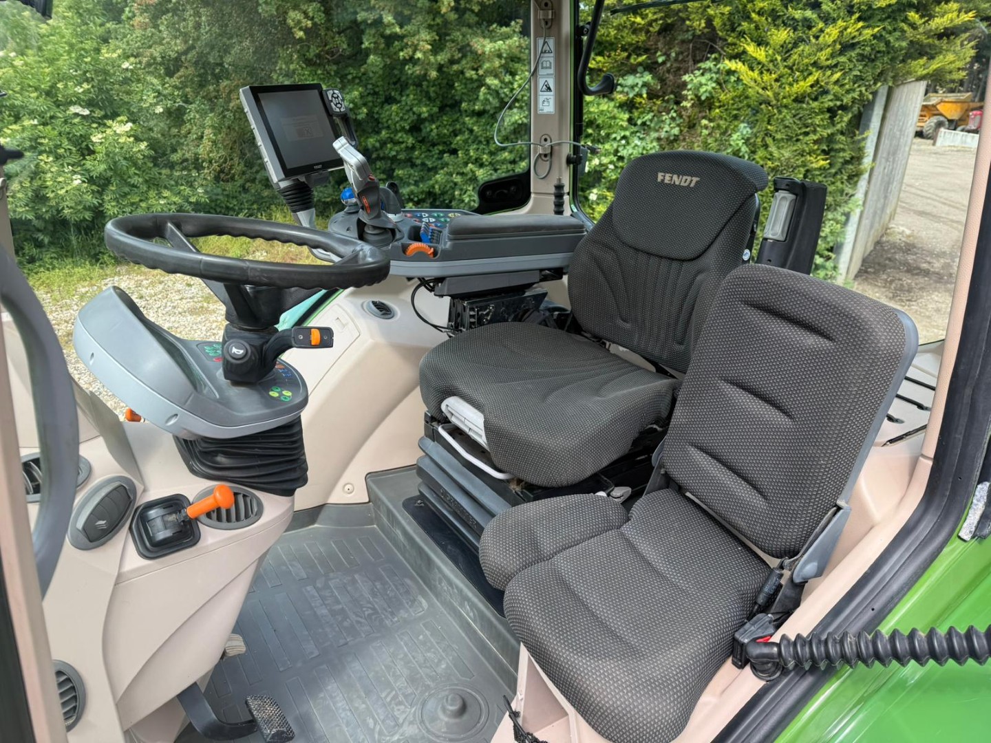 Used Fendt 724 Vario 4wd Tractor