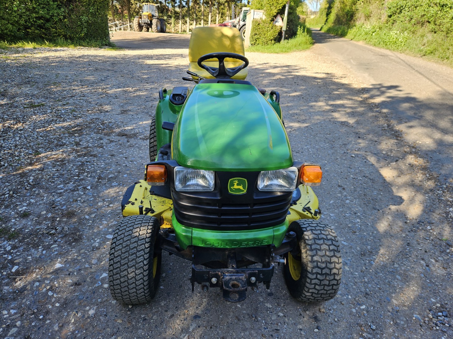 Used John Deere X495 Ride On Mower