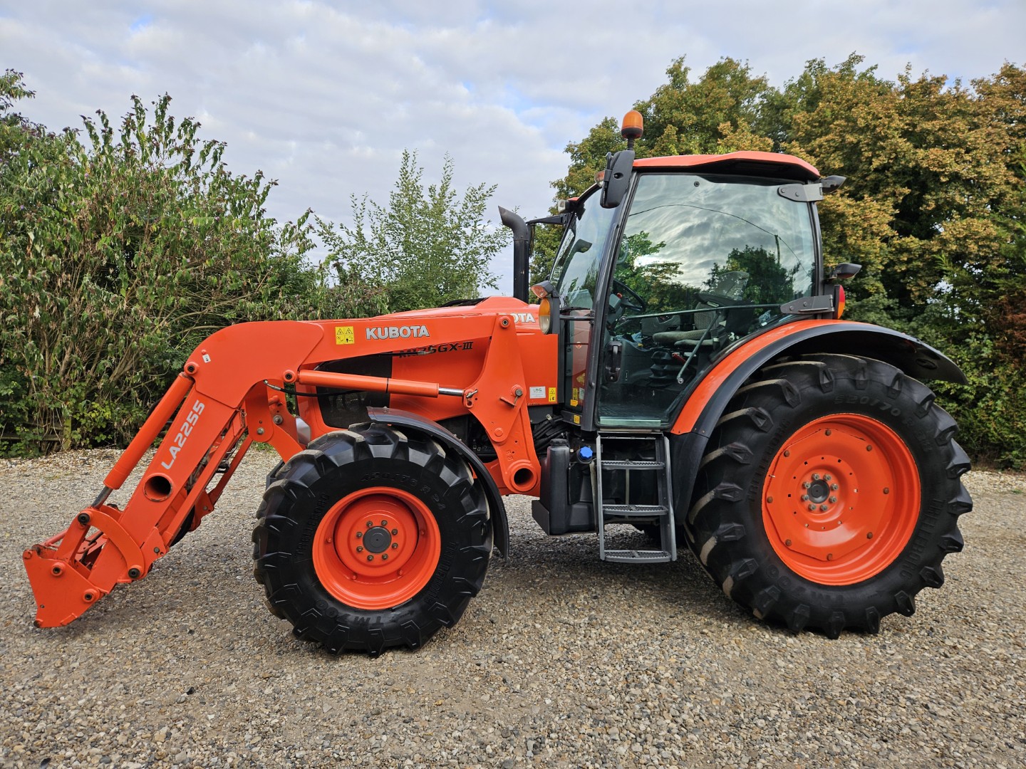 Used Kubota MX125GX-III 4wd Tractor