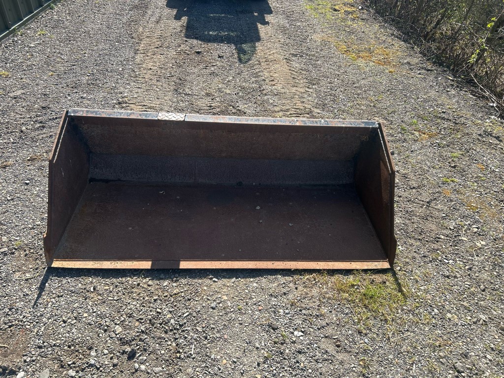 Used Bobcat Bucket