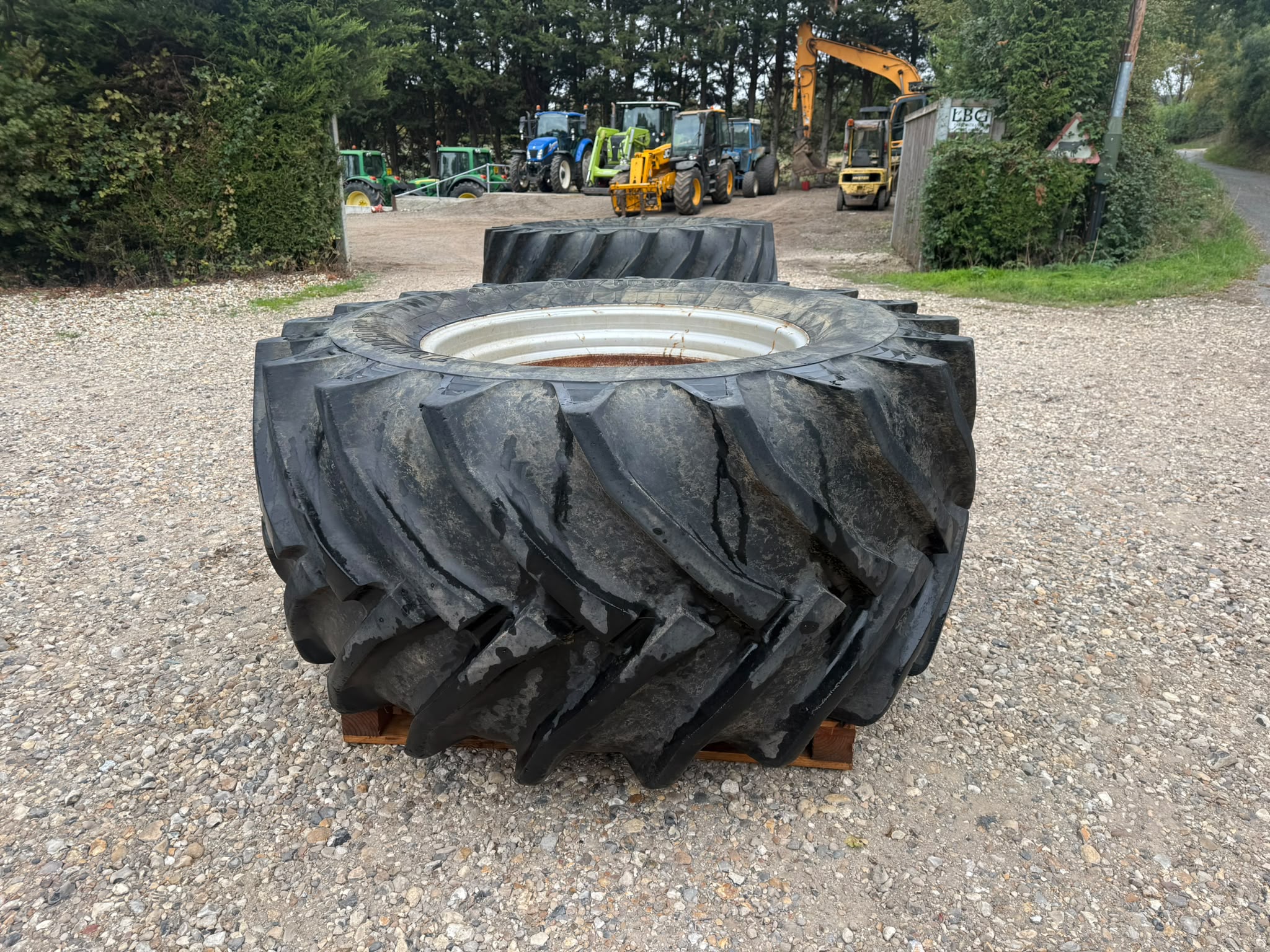 Used Flotation Wheels and Tyres