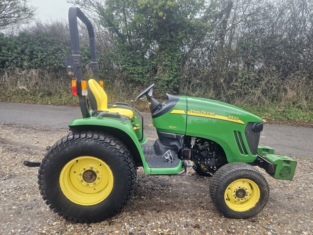 Used John Deere 3320 4wd Compact Tractor