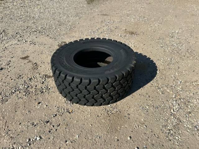 Used Bandenmarkt Tyre