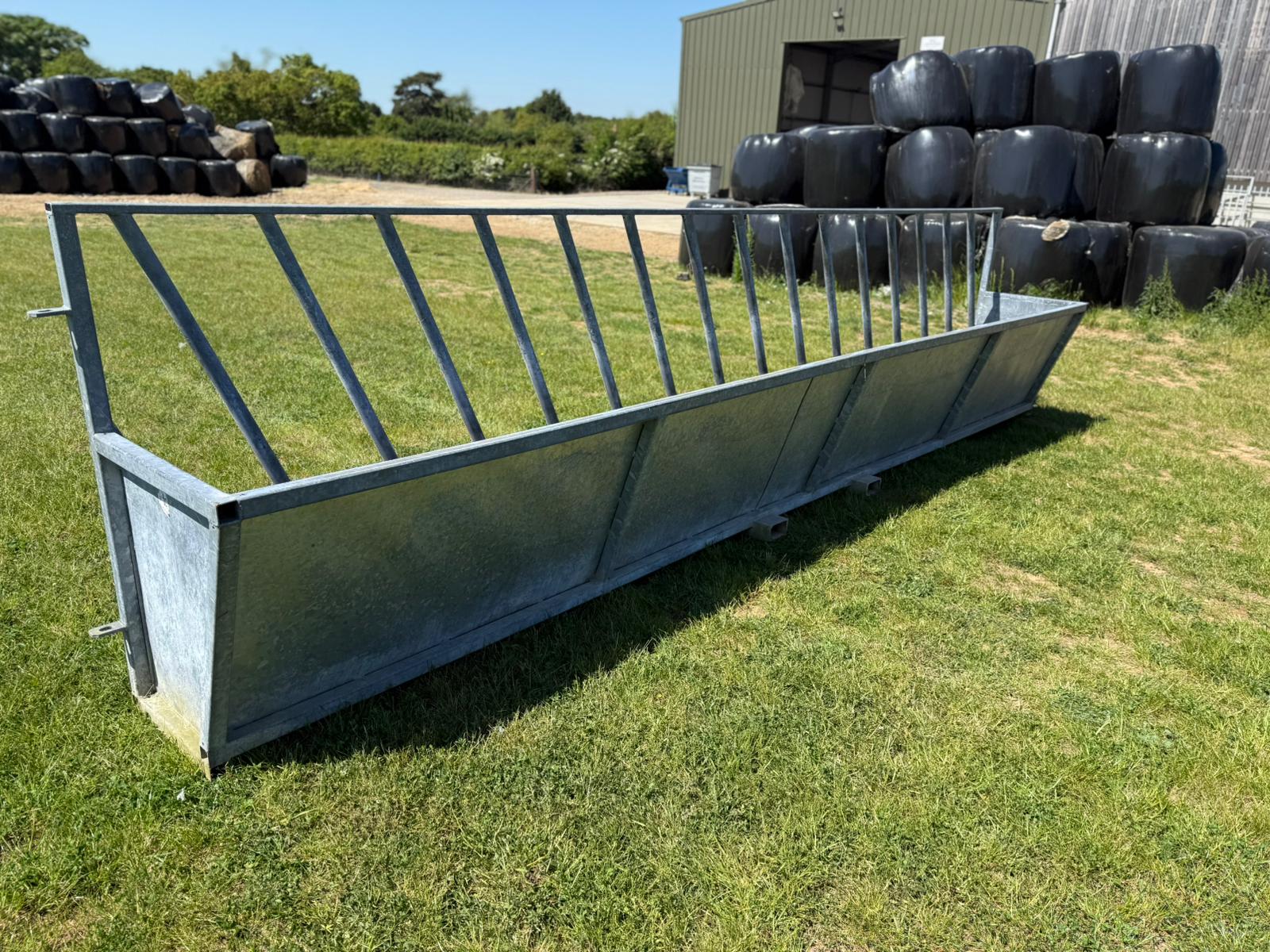 Used Feed Barrier and Trough