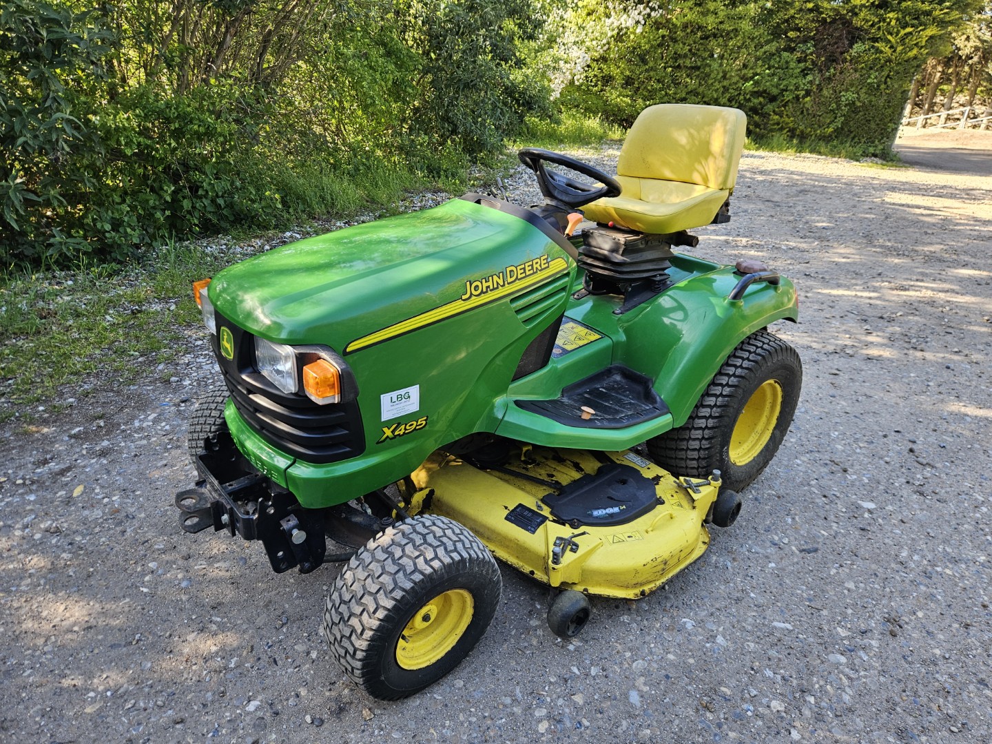 Used John Deere X495 Ride On Mower
