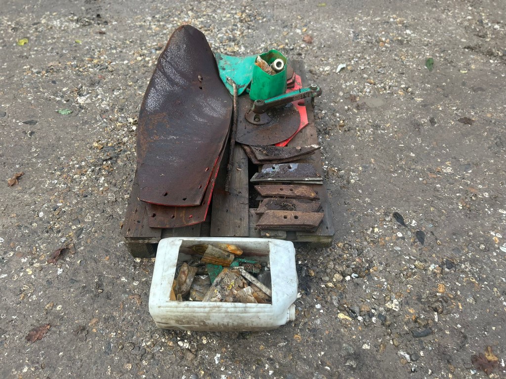 Used Kverneland LB85 Additional Furrow and Spares