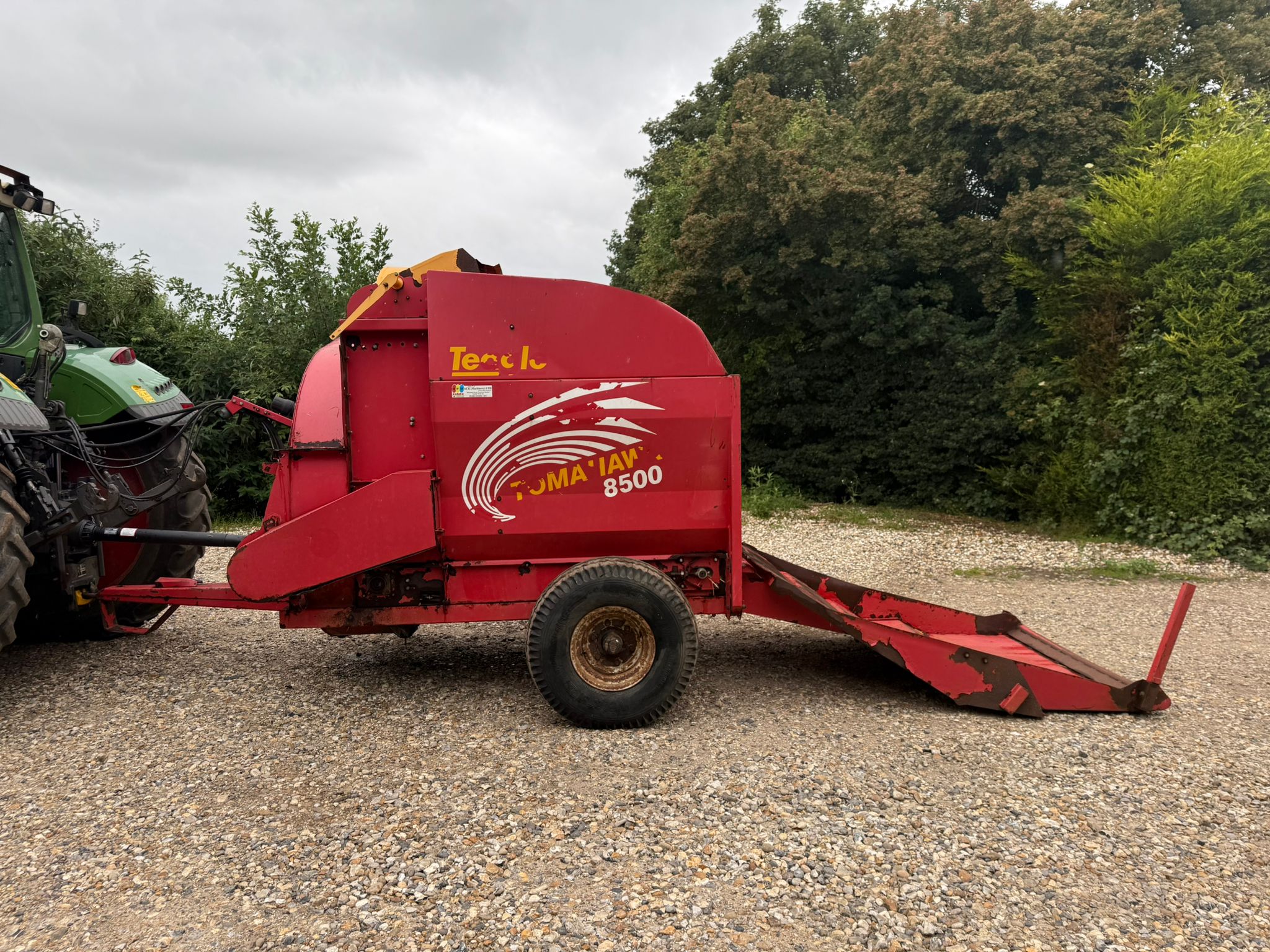Used Teagle Tomahawk 8500 Straw Spreader