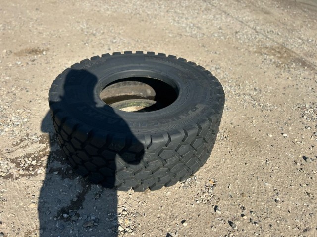 Used Bandenmarkt Tyre