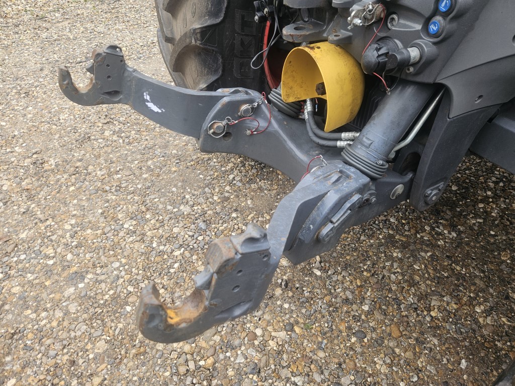 Used Fendt 828 Vario Tractor