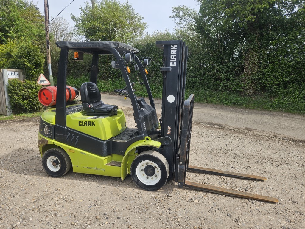 Used Clark C25L Gas/LPG Forklift