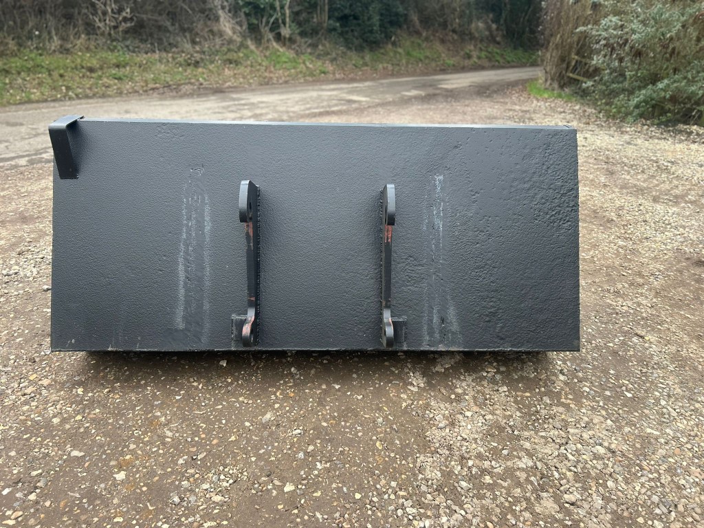 Used CAT Telehandler Bucket