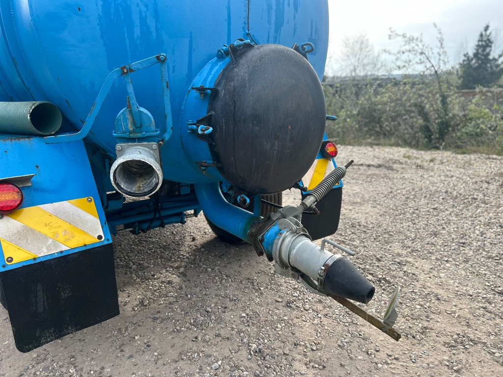 Used Star Vacuum Tanker